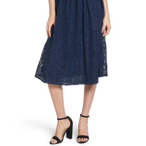 Soprano Navy Blue Mid-Length Lace Dress - Picture 3 of 7